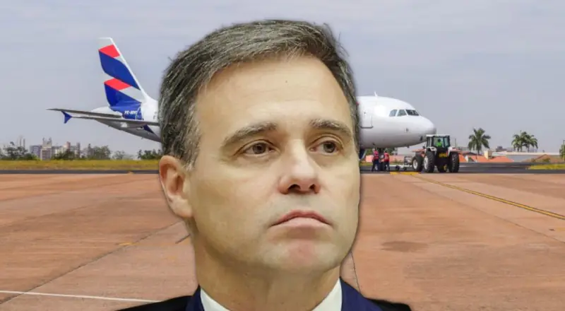 Avião com André Mendonça aborta decolagem por falha mecânica