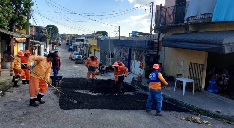 Prefeitura de Manaus intensifica recuperação viária e fluidez no tráfego