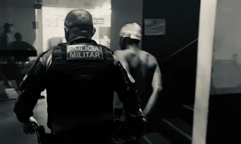 Homem é espancado ao tentar abusar de menina no Jorge Teixeira