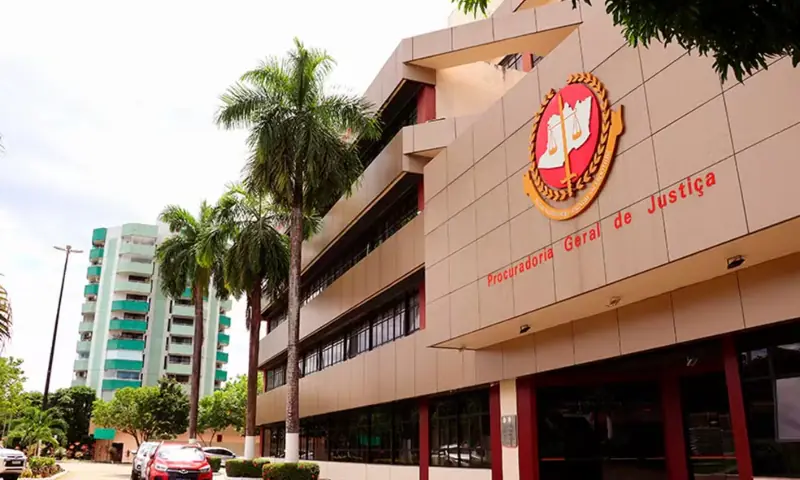 MP investiga uso ilegal de alunos soldados na PM e Bombeiros Amazonas