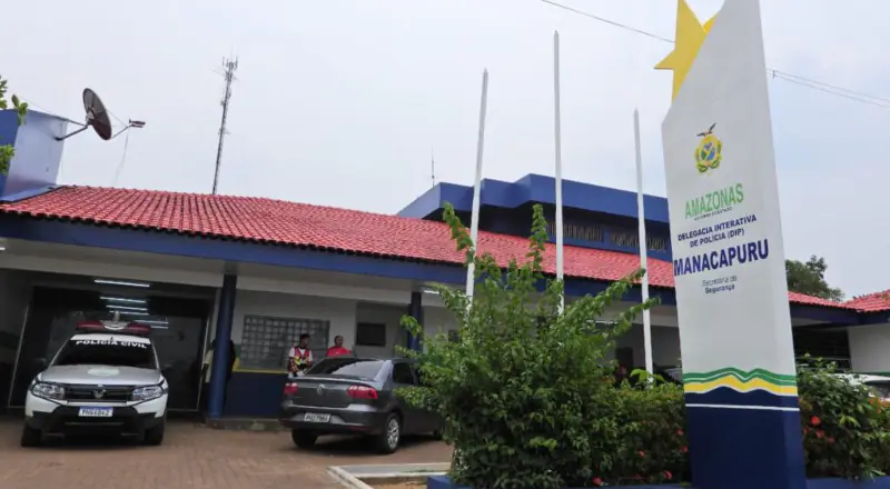 Foragido tenta fugir ao ver viatura e acaba preso em Manacapuru