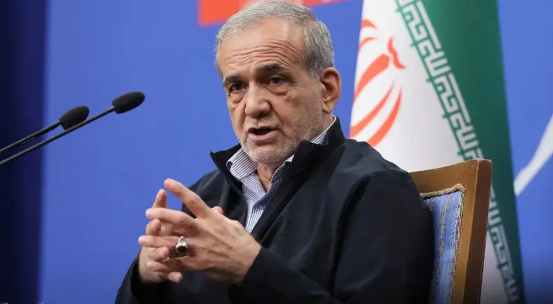 Presidente do Irã acusa EUA de romper cessar-fogo no Golfo Pérsico