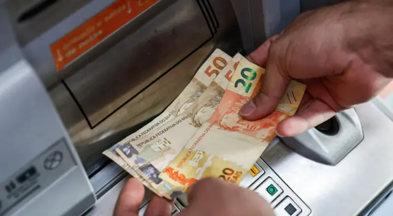 Real é a moeda que mais valoriza em 2026: saiba como aproveitar