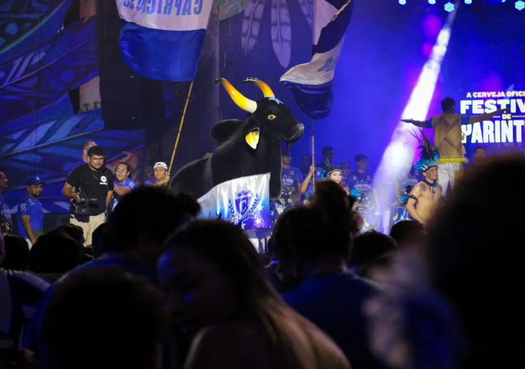 Três gerações de pajés: Misticismo e Revolução no Boi