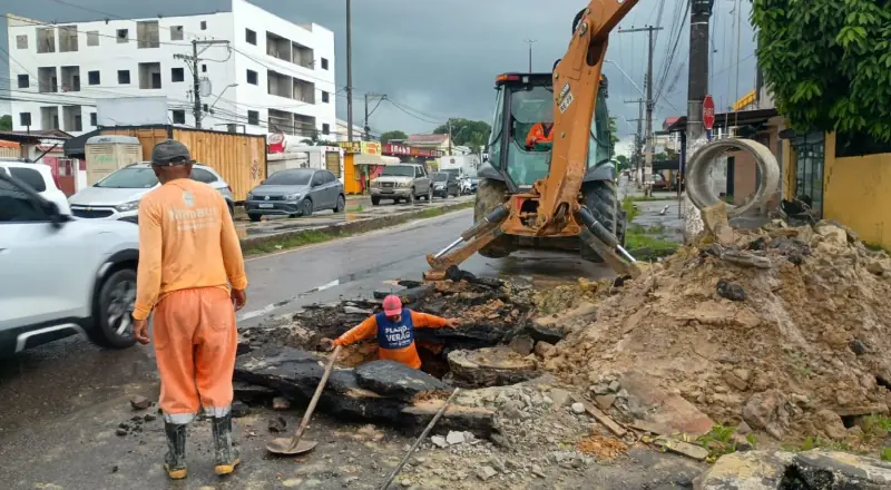 Prefeitura de Manaus atua em pronta resposta e recupera drenagem eficiente
