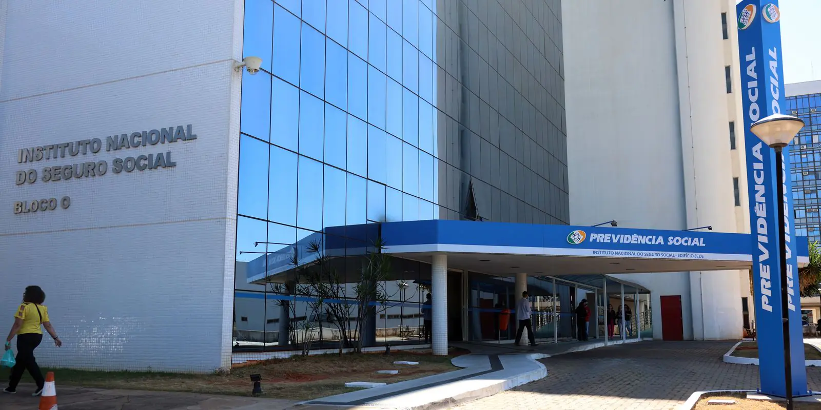 INSS: prazo para contestar descontos indevidos acaba amanhã!