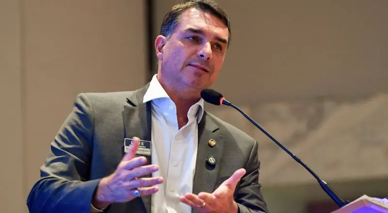 Operação contra produtora de 'Dark Horse' não afeta filme atual