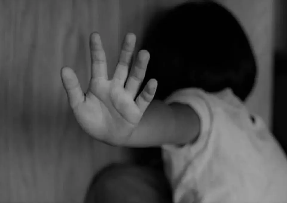 Cadeia para o abusador: Idoso preso por crime chocante contra criança