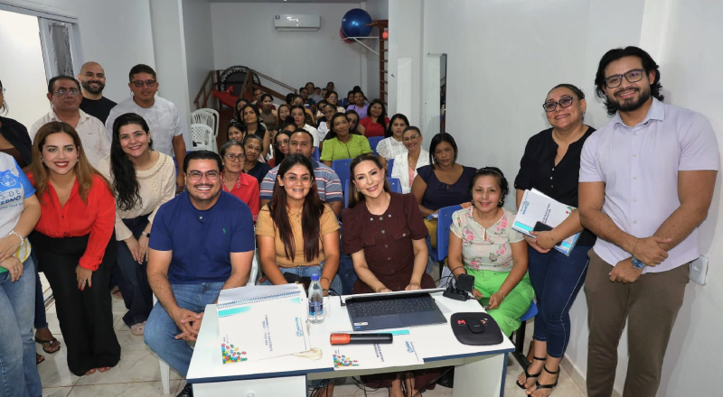 Prefeito Thomé Neto comemora aniversário com capacitação em ABA