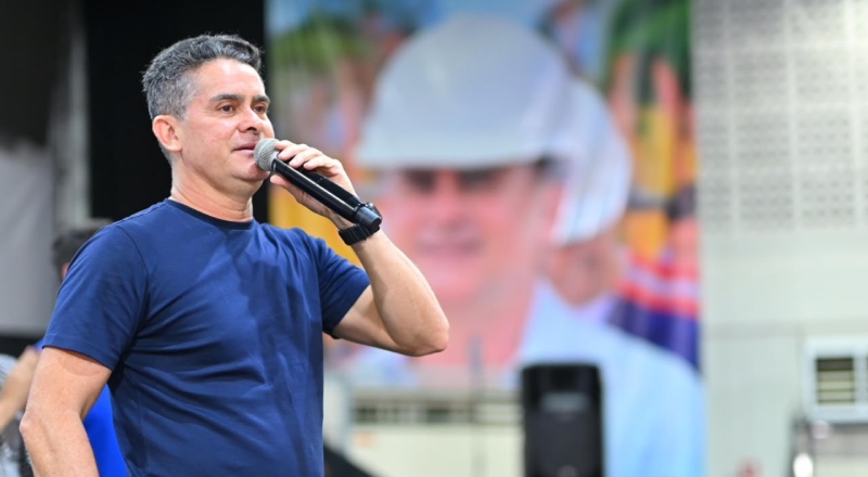 Jovens participam da construção do plano de governo de David Almeida